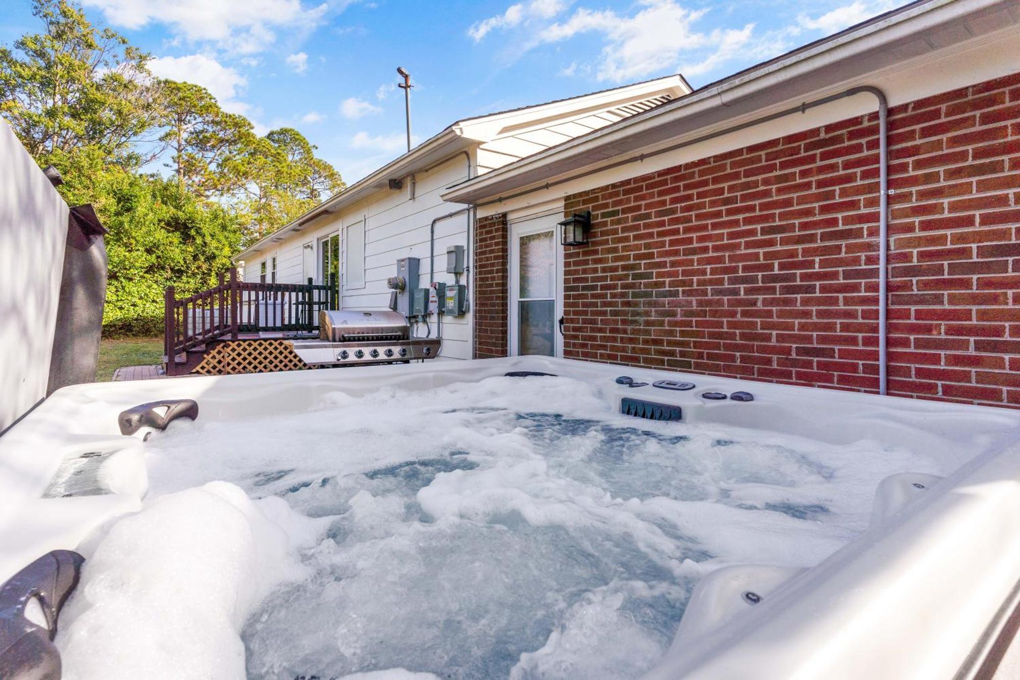威尔明顿Chill Retreat, Hot Tub, Large Private Yard别墅 外观 照片